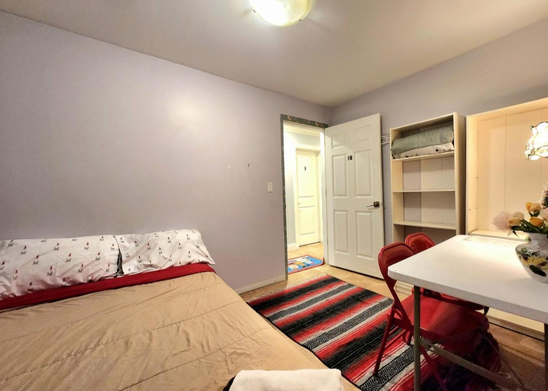 Empress Madani Palace Hotell Surrey Eksteriør bilde